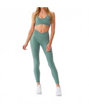 Revyve Active High Rise V-Sculpt Leggings - Blue