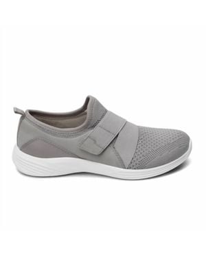 Earth Scenic Valiant Sneaker - Gray