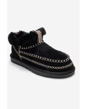 Forever & Always Shoes Darel Leather Ankle Boot - Black
