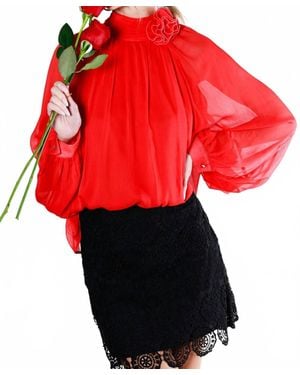Vine & Love Coming Up Roses Top - Red