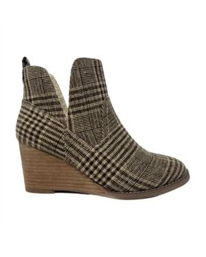 Very G Ember Wedge Ankle Boots - Brown