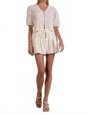 Elan Button Front Amelia Shorts - White