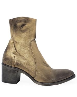 Madison Maison P2577 Distressed Ankle Boot - Brown