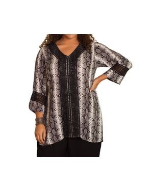 On The Plus Side Print Tatum Bracelet Sleeve V-Neck Tunic - Black