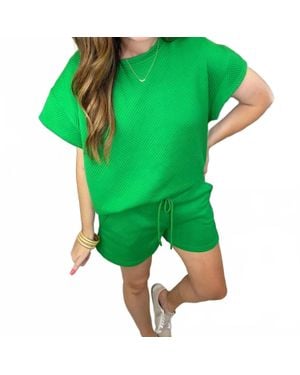 See And Be Seen Call My Jet Textured Shorts - Green