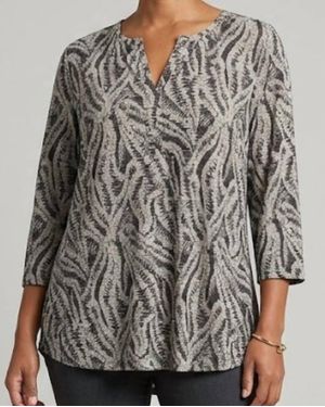 Wasabi Concept Abstract Leaf Top -Plus - Gray