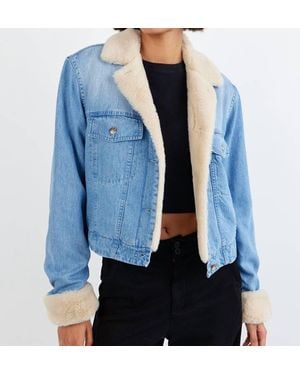 Bella Dahl Fur Trimmed Denim Jacket - Blue