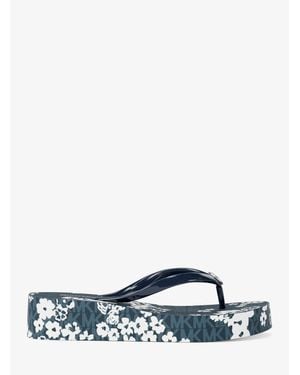 Michael Kors Outlet Bedford Printed Signature Logo Flip Flop - White