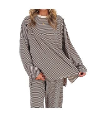 Things Between Well Defined Stripe Fleece Oversized Top - Gray