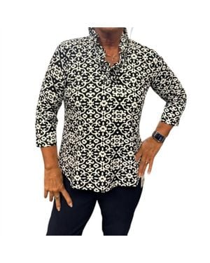 Lulu-B Ruffle Swirl 3/4 Sleeve Top - Black