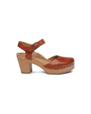 Aetrex Finley Clog Sandals - Brown