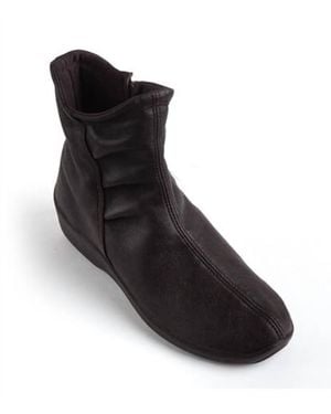 Arcopedico L19 Boot - Black