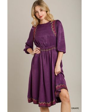 TRUEDAMES Satin Round Neck Embroidery Midi Dress - Purple