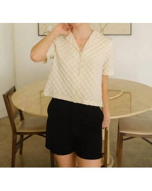 Things Between Leigha Shorts - Natural