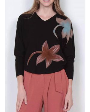 Keren Hart Floral Embroidered Pullover - Black
