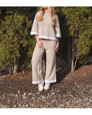 Margittes Detail On Bottom Of Pant - Natural