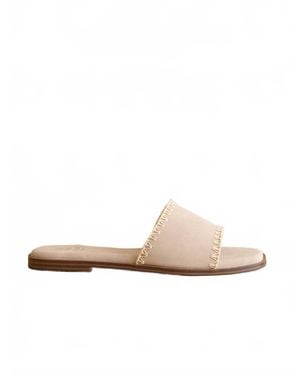 Oasis Society Emmie Border Stitch Summer Sandals - White