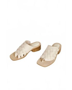 INTENTIONALLY ______ Kelly Leather Woven Sandal - Natural