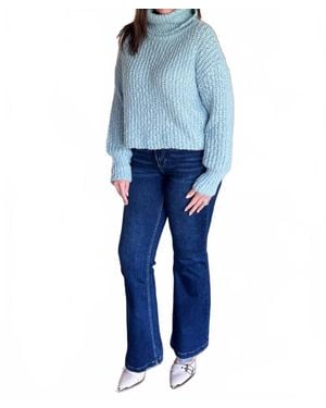 Mystree Seaside Chic Cropped Sweater - Blue