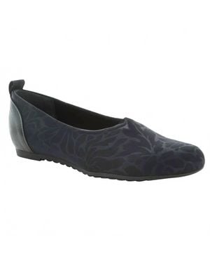 Munro Iriana Flats - Blue