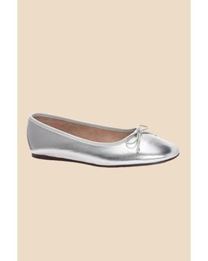 Chinese Laundry Audrey Ballet Leather Flat - Natural