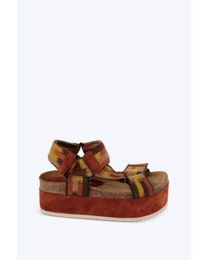 INTENTIONALLY ______ Zona Platform Sandals - Brown