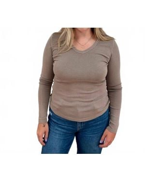 Staccato Garment Dyed V Neck Top - Gray