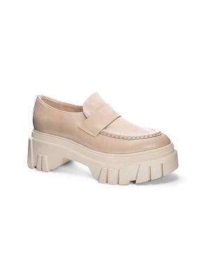 Chinese Laundry Jensen Lug Loafer - Natural
