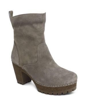 Aetrex Scarlett Fuzzy Boot - Brown