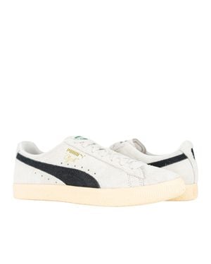 PUMA Clyde Hairy Suede Sneakers 393115-01 Sedate Cashew - White