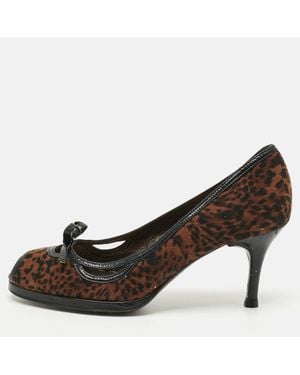 Stuart Weitzman Stuart Weitzman - Brown