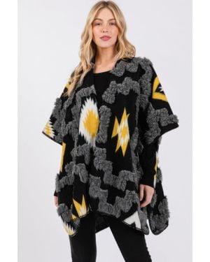 TRUEDAMES Fuzzy Aztec Pattern Kimono - Black