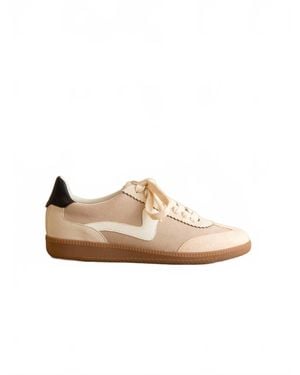 Oasis Society Kyla Classic Low Top Sneakers - White