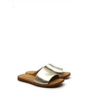 Born Izabel Sandal - White