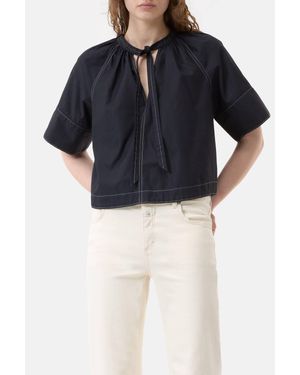 Closed Contrast Stitching Cropped Top - Blue