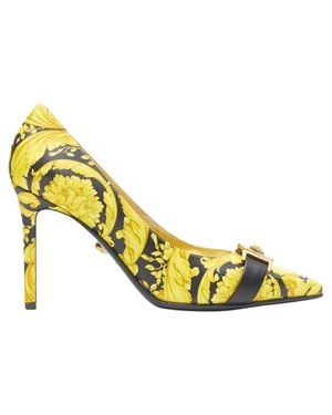 Versace Baroque Hibiscus Medusa Leather Pump - Yellow