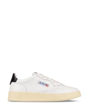 Autry Medalist Low Ll22 Leather Sneakers - White