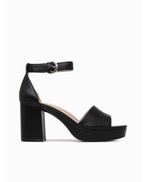 Naturalizer Pearlyn Block Sandals - Black