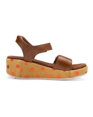 Ara Rosepetal Platform Sandal - Brown