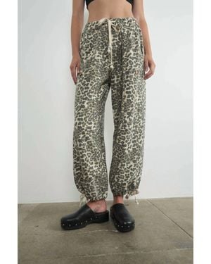 Aaron & Amber Relaxed Fit Pull On Pants - Green