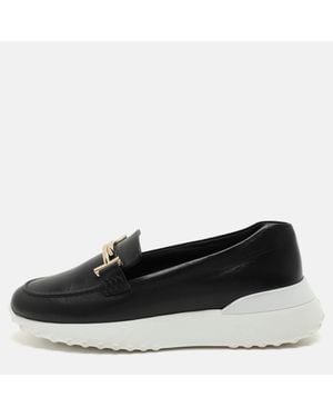 Tod's Leather Double T Slip On Loafers - Black