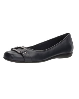 Trotters Sizzle Ballet Flat - Black