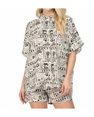 Fate Tropical Print Collared Shirt - Gray