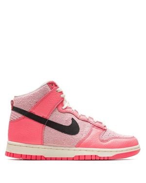 Nike Dunk High Sneakers - Pink