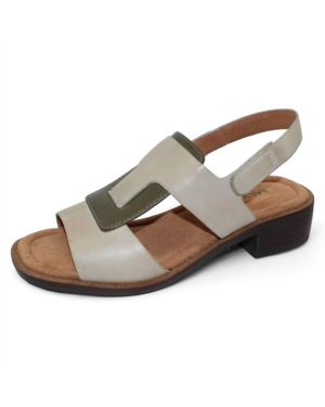 Salvia Maxim Sandals - Brown