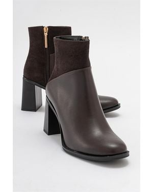 Prologue Shoes Ropa Block Heel Zip Boot - Black
