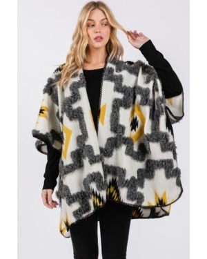 TRUEDAMES Fuzzy Aztec Pattern Kimono - Black