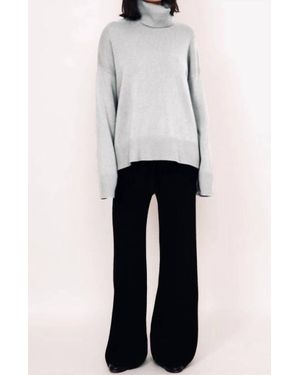 Kathryn Mccarron Charlie Oversized Cashmere Turtleneck Sweater - White