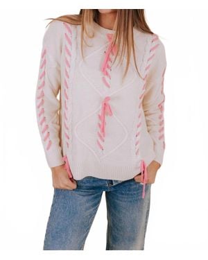 Listicle Intertwined - Red