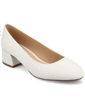 Journee Collection Saarii Wide Width Pumps - White